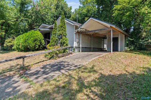2712 Dry Creek Dr Nw, Huntsville, AL, 35810-3534 | Card Image