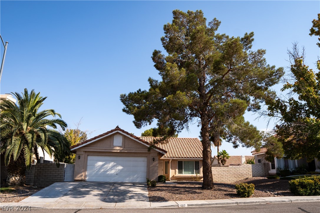 Red Hollow Dr, North Las Vegas, NV 89031