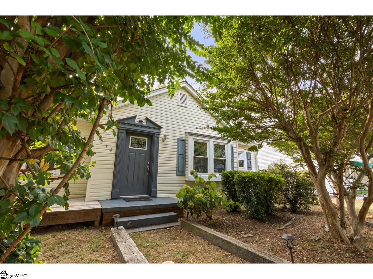Darlington Ave, Greenville, SC 29609