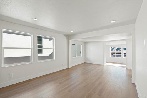3109 29th Ave, Sacramento, CA, 95820-6352 | Card Image