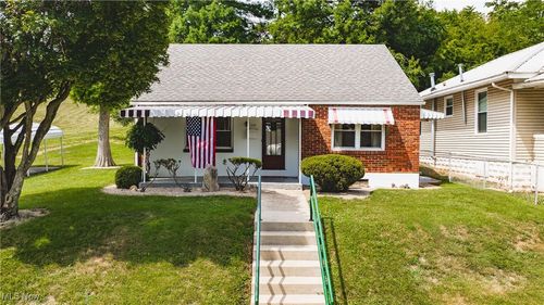 1713 26th St, Parkersburg, WV, 26101-2811 | Card Image