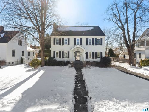 126 Lalley Blvd, Fairfield, CT, 06824-6604 | Card Image