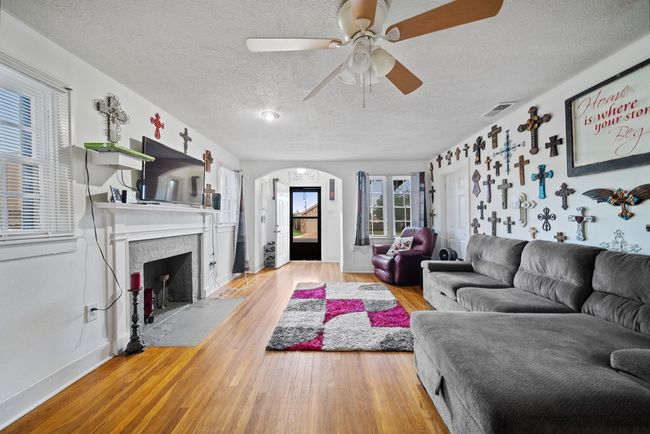 407 Edwards Blvd, House other with 2 bedrooms, 1 bathrooms and 2 parking in Big Spring TX | Image 6