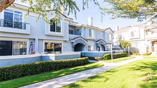 4-2230 Indigo Hills Dr, Corona, CA, 92879 | Card Image