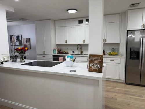 13875 Sw 102nd Ln, Miami, FL, 33186-6882 | Card Image