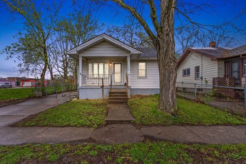 1115 Stocker Ave, Flint, MI, 48503-3245 | Card Image
