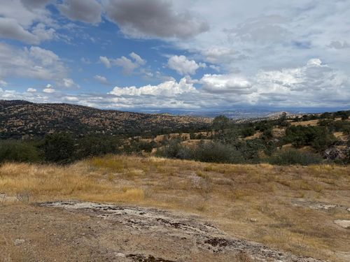 1572 Lilley Mountain Dr, Coarsegold, CA, 93614 | Card Image