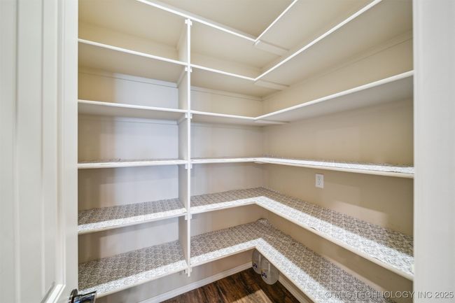 10442 E Lou Ridge Rd, House other with 4 bedrooms, 2 bathrooms and null parking in Talala OK | Image 15