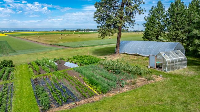 100 Riverside Rd, House other with 4 bedrooms, 3 bathrooms and null parking in Kalispell MT | Image 63