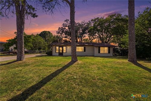 1603 Seydler St, Gonzales, TX, 78629-2616 | Card Image