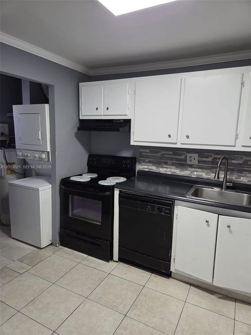 107-8040 Colony Cir N, Tamarac, FL, 33321-8340 | Card Image