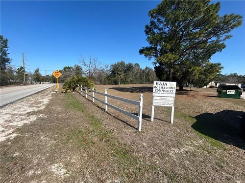 8015 W Baja Ct, Crystal River, FL, 34428-5901 | Card Image
