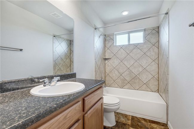 741 Twisted Oaks Ln, House other with 3 bedrooms, 3 bathrooms and null parking in Buda TX | Image 20