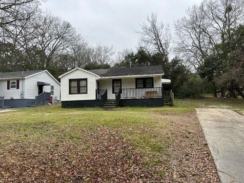 3074 Gledhill St, Macon, GA, 31204-5111 | Card Image