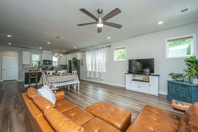 210 Winding River Drive | Image 4