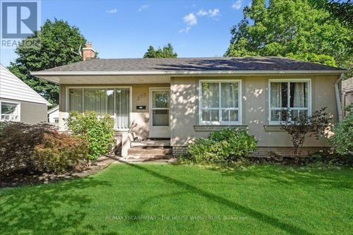 375 Mountainview Dr, Milton, ON, L9T1W1 | Card Image