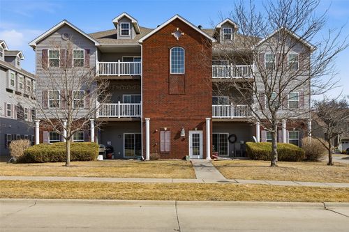 304-900 Rachael Street, North Liberty, IA, 52317 | Card Image