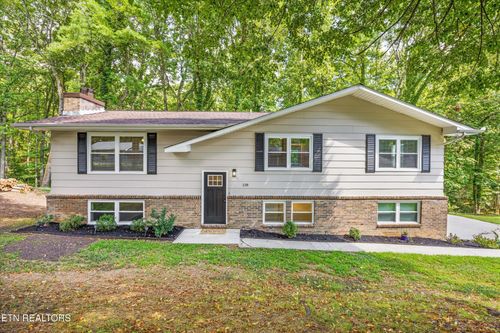 138 Newport Dr, Oak Ridge, TN, 37830-8117 | Card Image