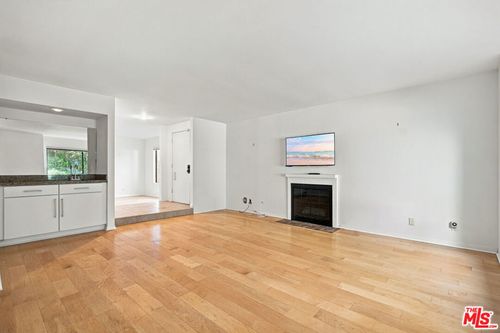 285 Rosemont Avenue, Pasadena, CA, 91103 | Card Image