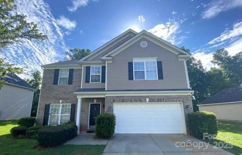 11001 Dulin Creek Blvd, Charlotte, NC, 28215-8902 | Card Image