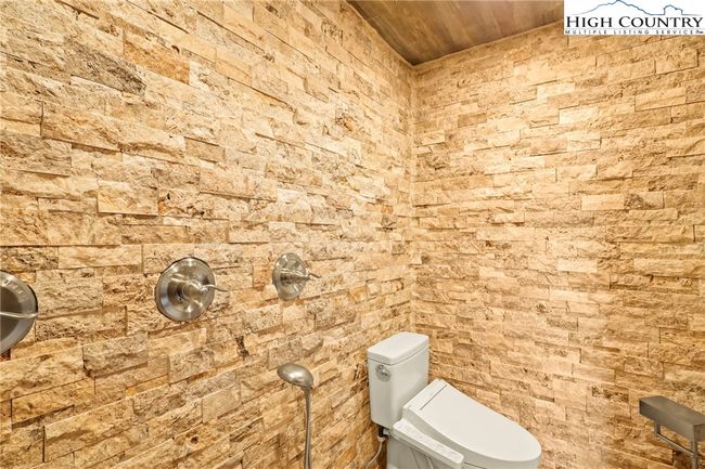 201 Fox Run Rd, House other with 4 bedrooms, 4 bathrooms and null parking in Banner Elk NC | Image 40