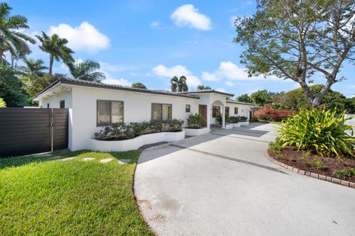 2600 Yacht Club Blvd, Fort Lauderdale, FL, 33304-4528 | Card Image