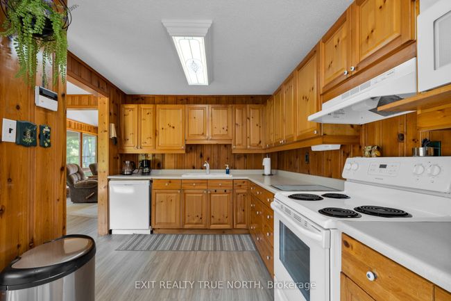 22 Cardinal Dr, House other with 3 bedrooms, 2 bathrooms and 20 parking in Woodville ON | Image 17