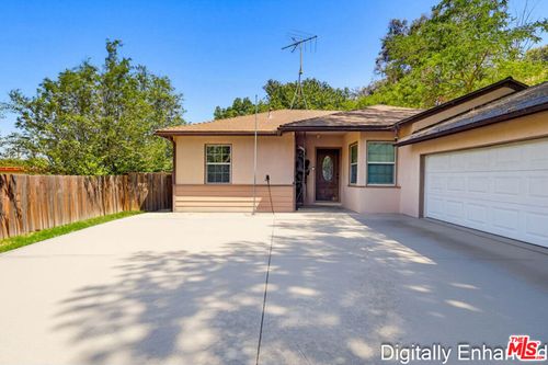 970 N Meyler St, San Pedro, CA, 90731 | Card Image