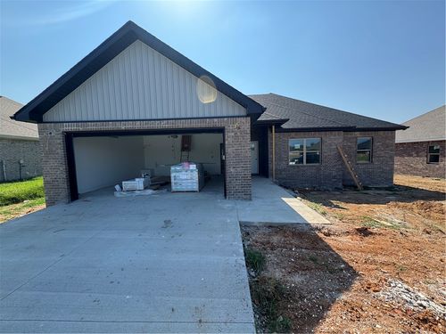 1037 Cook Ln, Pea Ridge, AR, 72751-4038 | Card Image