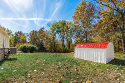 Shed and Backyard | Image 3