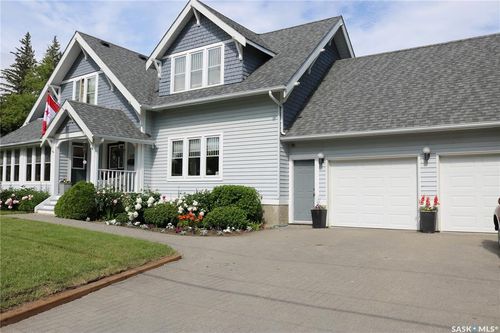 1102 Gordon St, Moosomin, SK, S0G3N0 | Card Image