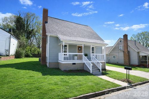 269 Misenheimer Dr Nw, Concord, NC, 28025-4668 | Card Image