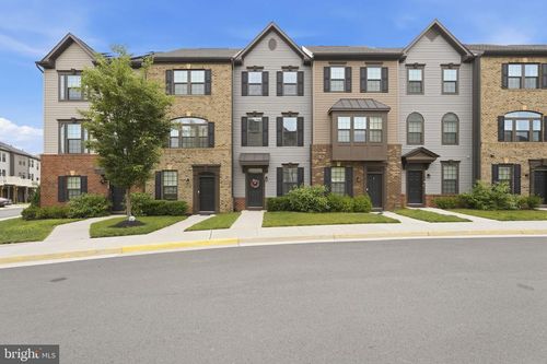 2764 Velocity Rd, HERNDON, VA, 20171-2496 | Card Image