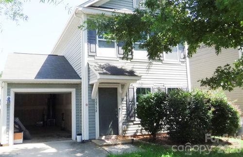 10738 Derryrush Dr, Charlotte, NC, 28213-0228 | Card Image