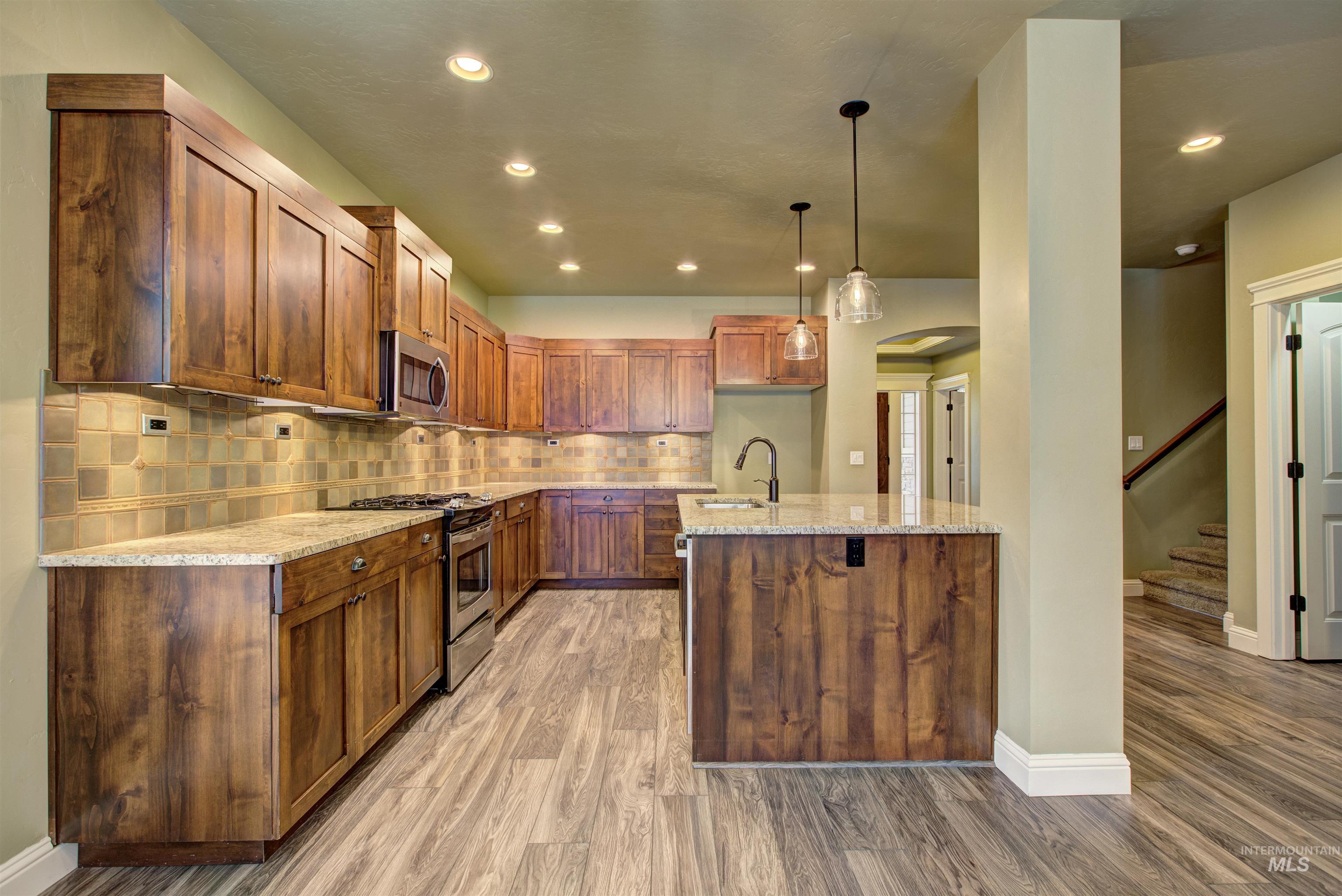 Zaivcla Ave, Meridian, ID 83642