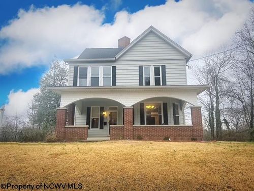 518 Worthington Dr, Bridgeport, WV, 26330-1435 | Card Image