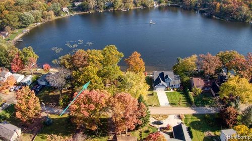 0000 Clark Lake Rd, Brighton, MI, 48114 | Card Image