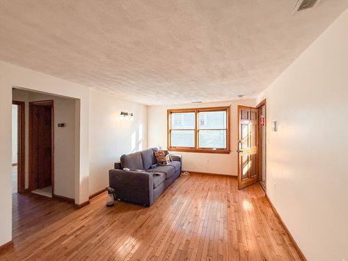 3-202 Bremen St, Boston, MA, 02128 | Card Image