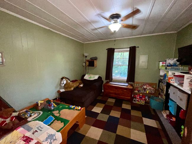 1570 Falls Rd, House other with 2 bedrooms, 1 bathrooms and 2 parking in Toccoa GA | Image 5