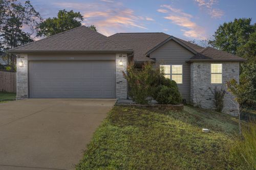 195 Waterloo Way, Branson, MO, 65616-7764 | Card Image