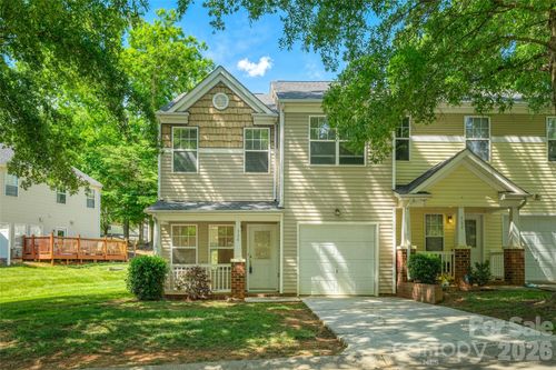 336 Doughton Ln, Charlotte, NC, 28217-2272 | Card Image