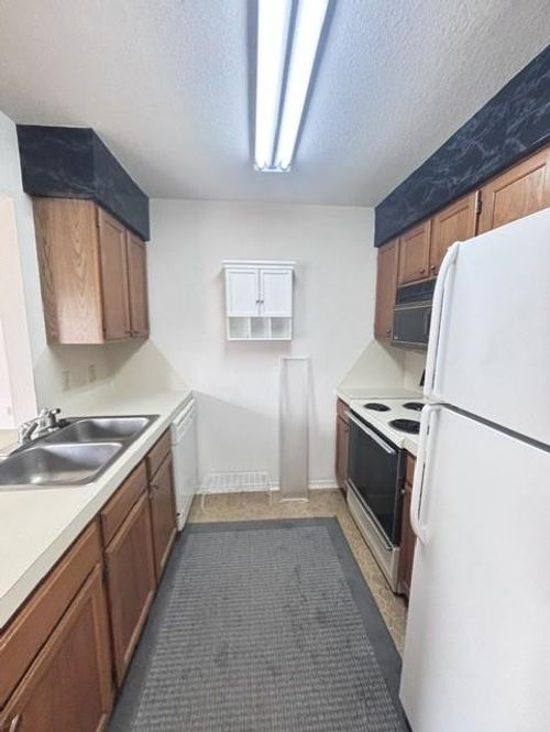 149-3000 Chautauqua Ave, Norman, OK, 73072-7749 | Card Image