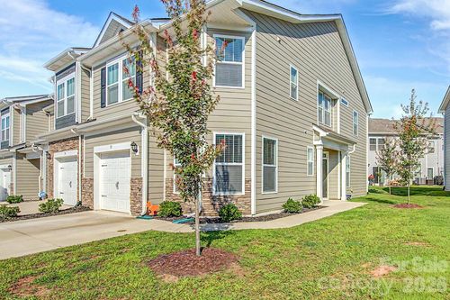 33 Cedar Hill Rd, Hendersonville, NC, 28792-0674 | Card Image