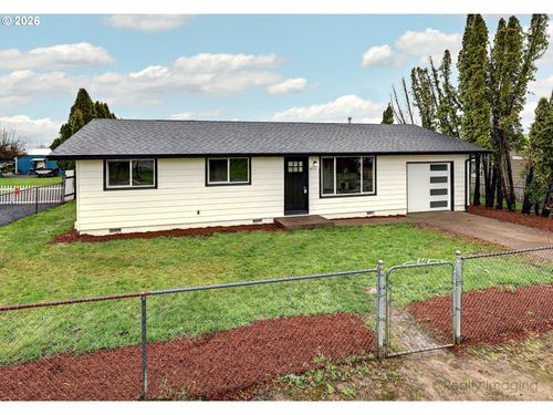 925 N Pershing St, Unknown, OR, 97362 | Card Image