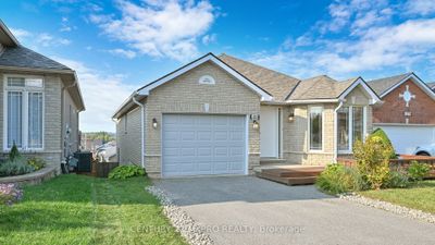 1282 Haggis Dr, House other with 3 bedrooms, 3 bathrooms and 4 parking in Peterborough ON | Image 2