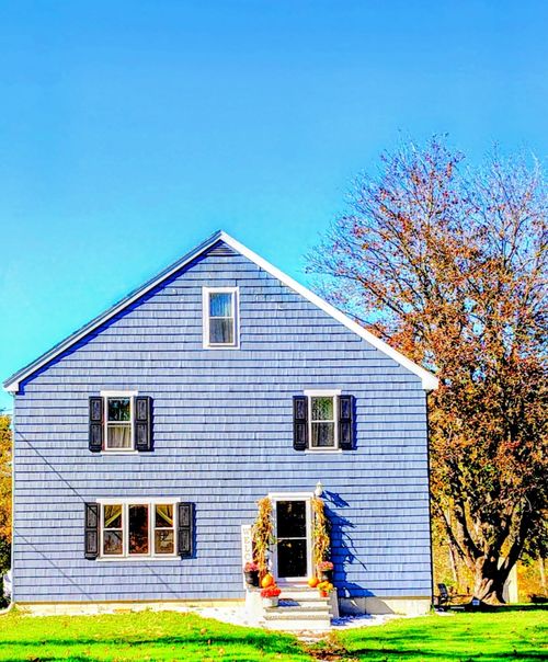 63 Gardner Rd, Hubbardston, MA, 01452-1650 | Card Image