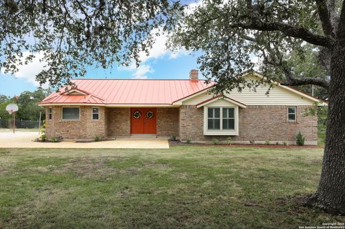 873 County Road 375, San Antonio, TX, 78253-6812 | Card Image