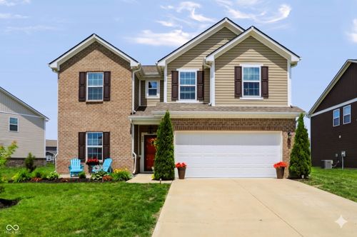 944 Rushmore Dr, Pittsboro, IN, 46167-8838 | Card Image