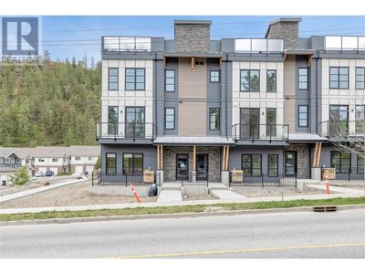 116 - 1455 Cara Glen Crt, Townhouse with 3 bedrooms, 3 bathrooms and 2 parking in Kelowna BC | Image 1