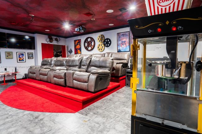 5954 74 Th Ter, House other with 5 bedrooms, 5 bathrooms and null parking in Parkland FL | Image 32
